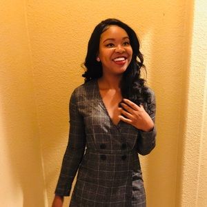 Meet your Posher, Daisha